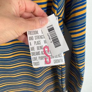 2 for $10 🛍️ LuLaRoe Lynnae NWT size S